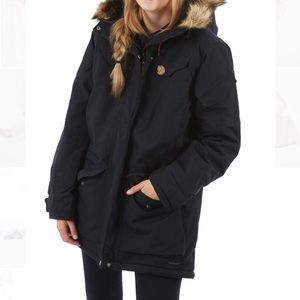 Fjallraven black weatherproof Nuuk parka without fur